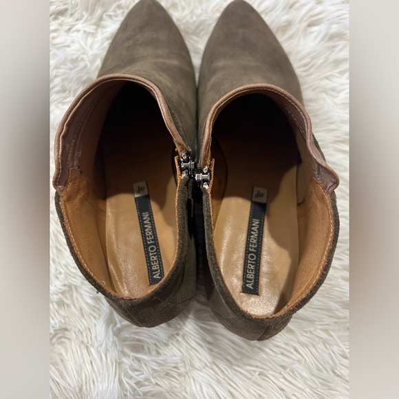 Alberto Fermani Serafina Suede Pointed Toe Booties - Size 38 US 7.5 - Picture 3 of 11